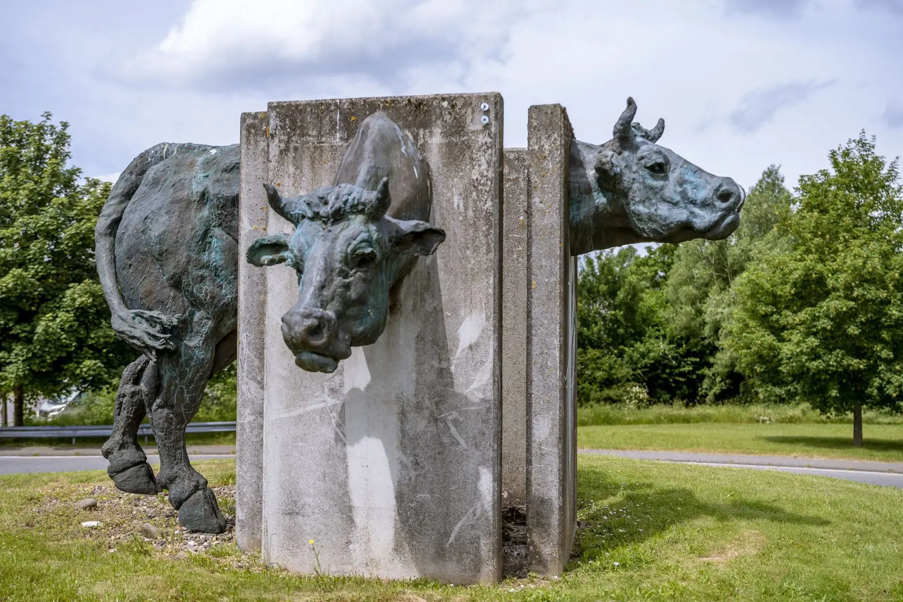 Le rond-point des Vaches à Ciney