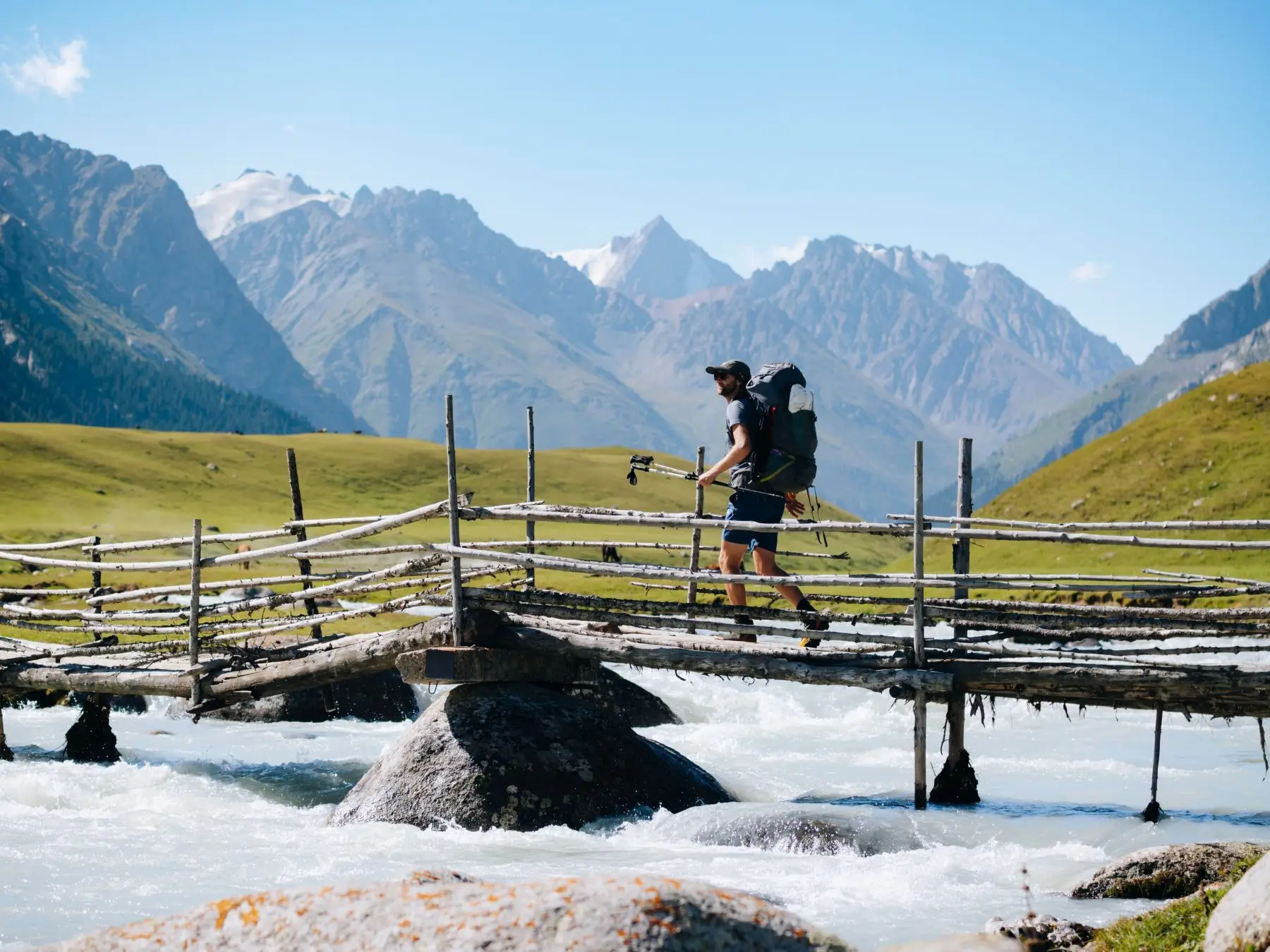 De Ak-Suu traverse hiken in Kirgizië